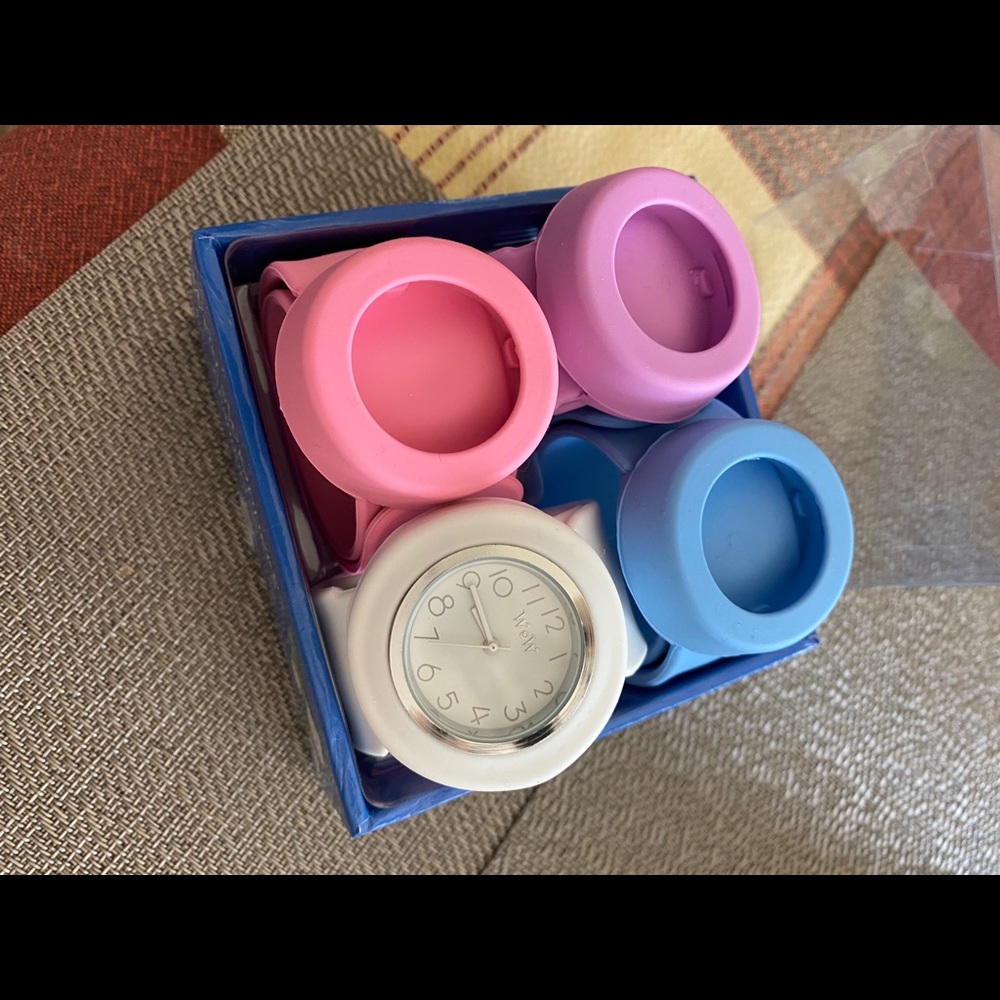 Wrist Wrapper Watch - Picture 3 of 4